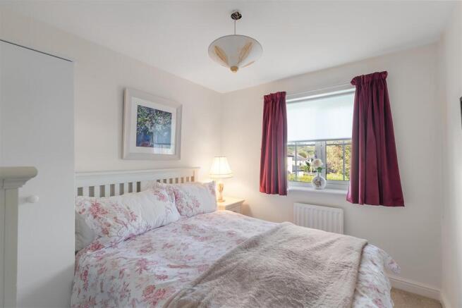 4 bed Terraced for sale Image 7