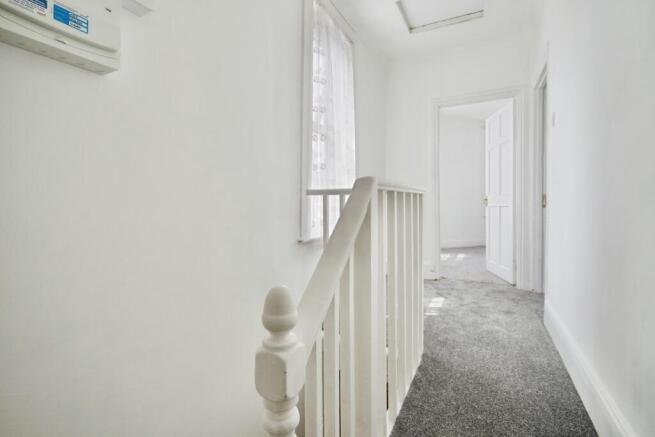 Montagu Road, London, N18 photo 4
