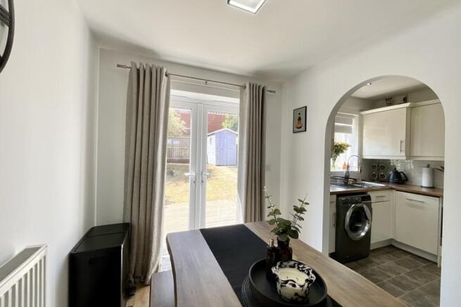 2 bed Semi-Detached for sale Image 8