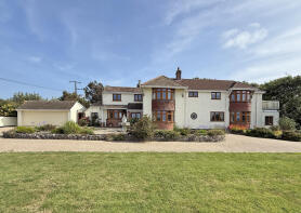 Little Manor, Road From Marine Drive To Coppathorne, Bude EX23 0DE