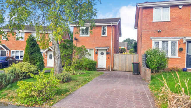 Two Bedroom Detached Property in Aqueduct
