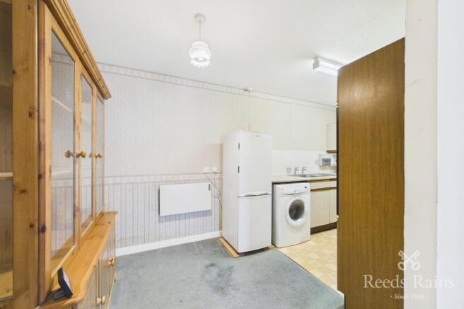 2 bed Apartment for sale Image 10