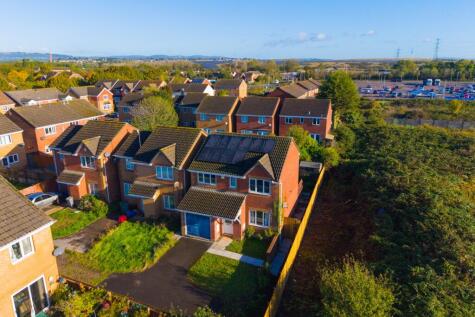 Hind Close, Pengam Green