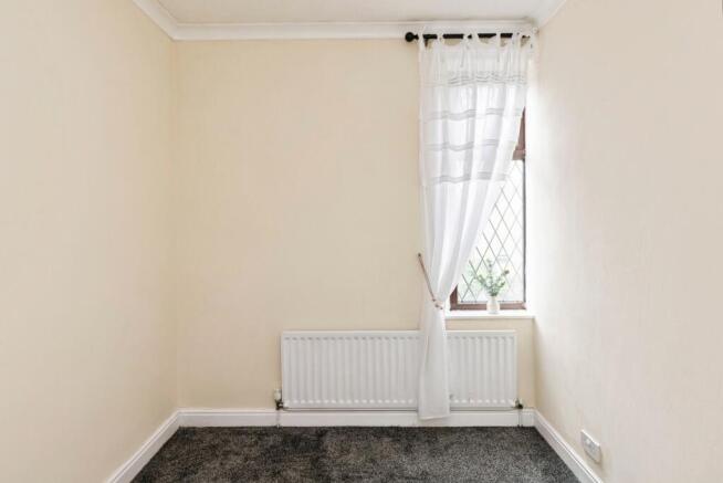3 bed Terraced for sale Image 11