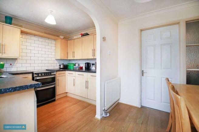 Kitchen/Dining...
