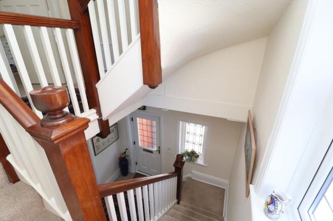 4 bed Detached for sale Image 9