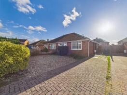 17, Snowdon Gardens, Churchdown, Gloucester GL3 1JL