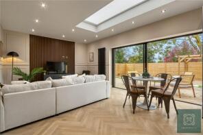 Flat 1, 43, Wentworth Park, Finchley, London N3 1YH