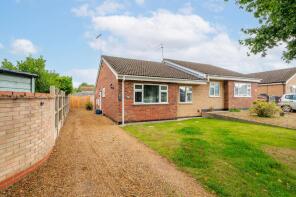 10, Elmdale Drive, Carlton Colville NR33 8NB