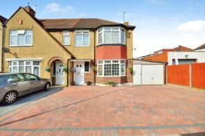 83, Merton Avenue, Uxbridge UB10 9BL