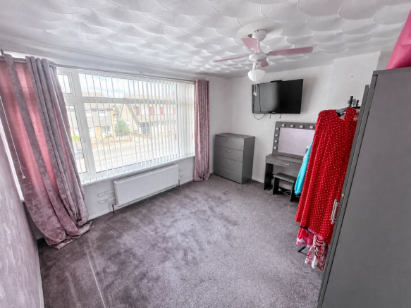 3 bed Semi-Detached for sale Image 9