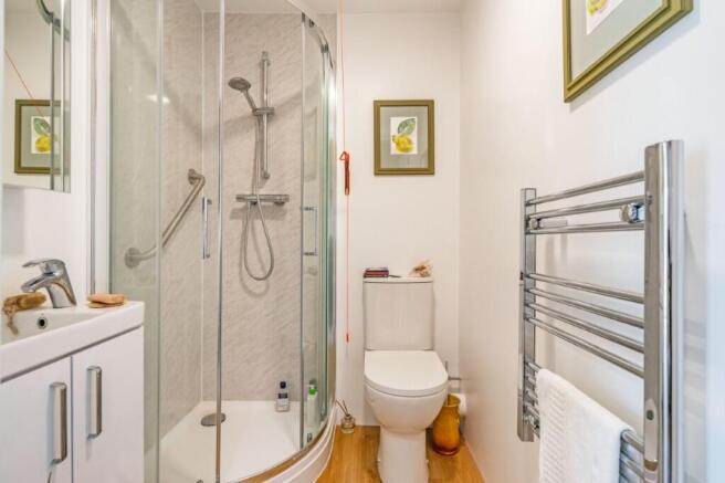 D/stairs Bathroom