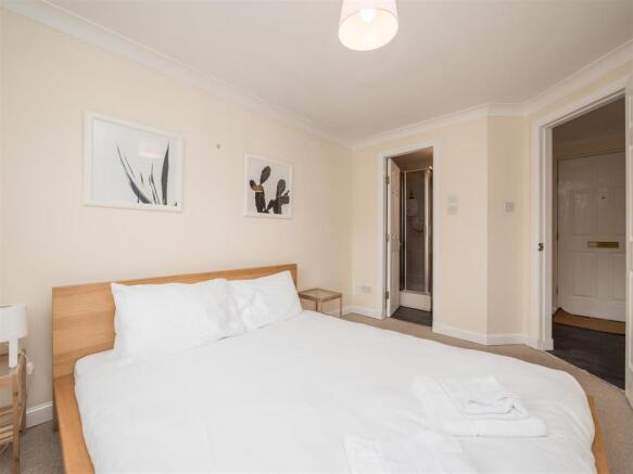 15 flat 16 easter dalry road-15.jpg