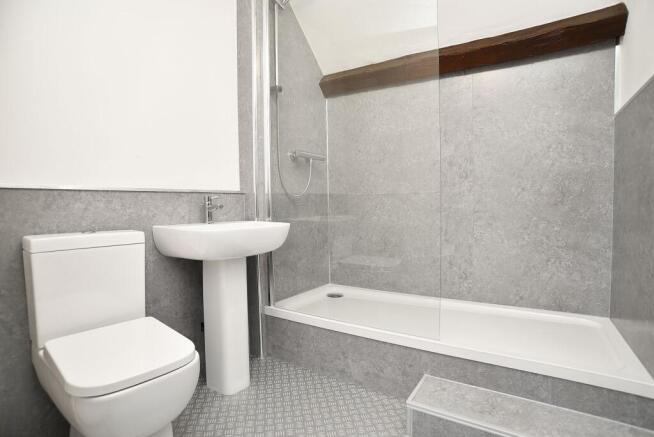 3 bed Semi-Detached for sale Image 6