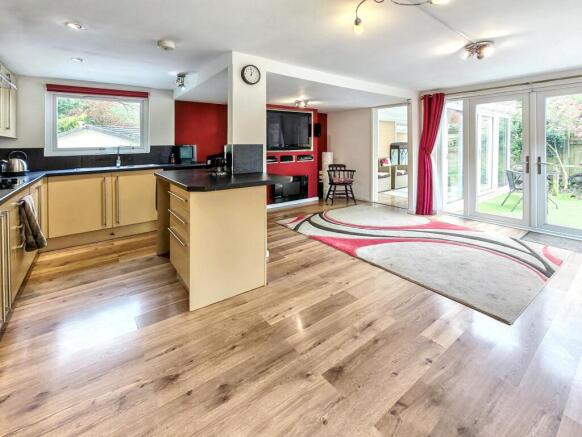 Open Plan Living/Dining/Kitchen