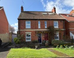 8, Fairwood Road, Westbury BA13 4EA