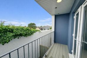6, Veronica Court, Penmur Road, Newquay TR7 2LY