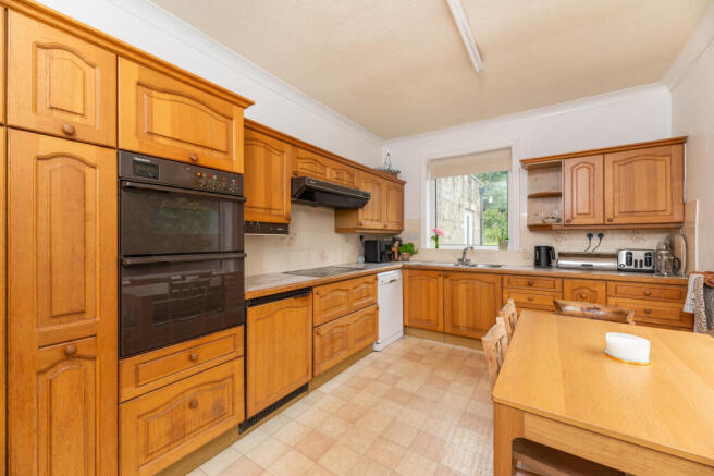 3 bed Detached for sale Image 5