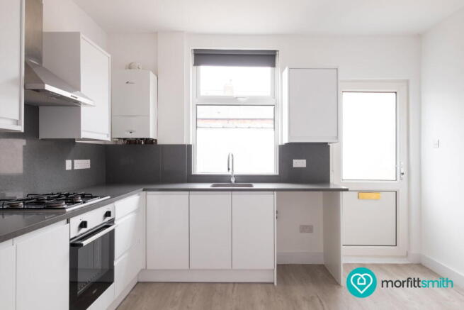 3 bed Terraced to rent Image 5