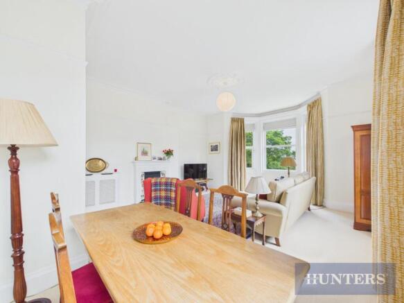 2 bed Flat for sale Image 5