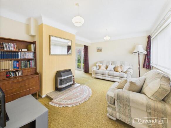 LIVING/ DINING ROOM