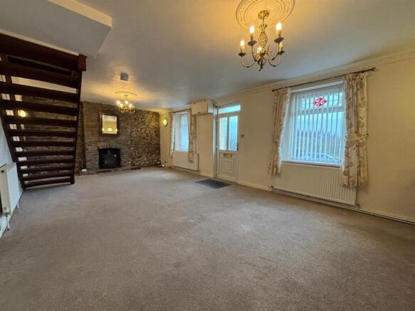 WhatsApp Image 2026-01-15 at 16.09.58 (11).jpeg