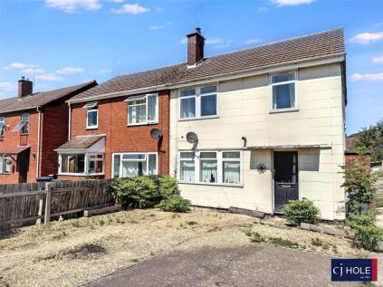 Queens Close, Hucclecote, GL3