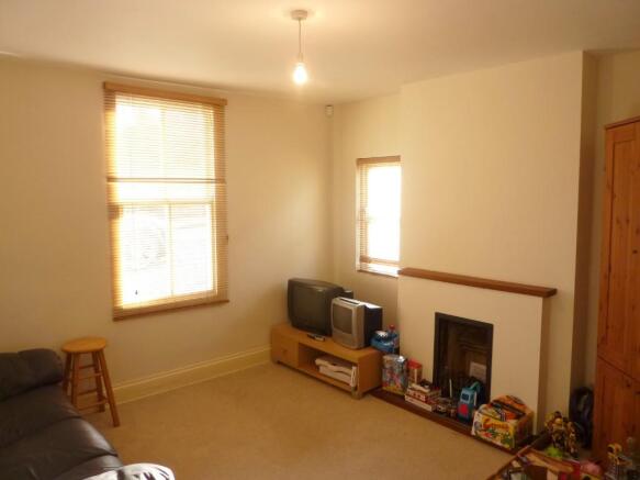 Photo 3