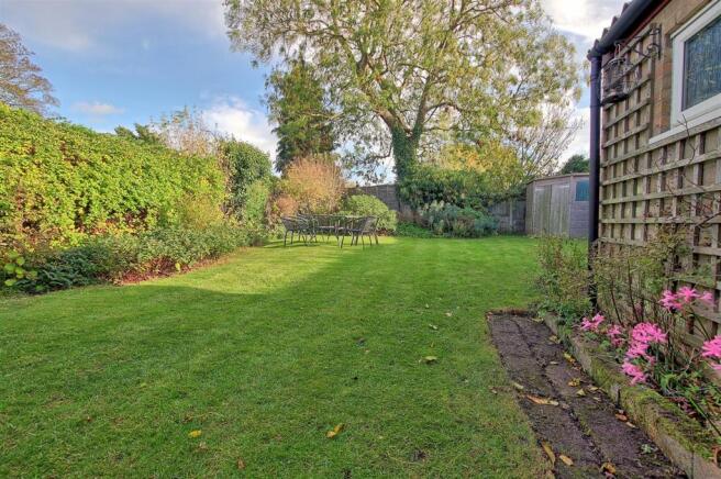 Garden 2.jpg