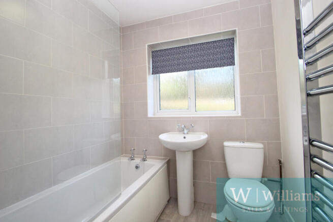 Rectory Drive, Wootton Bridge, Ryde, Isle Of Wight photo 5