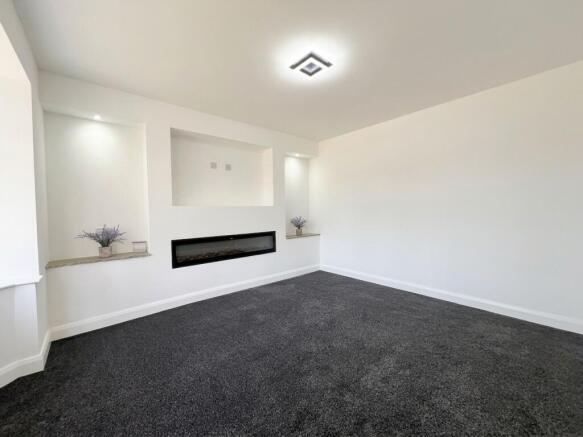 3 bed Semi-Detached for sale Image 10