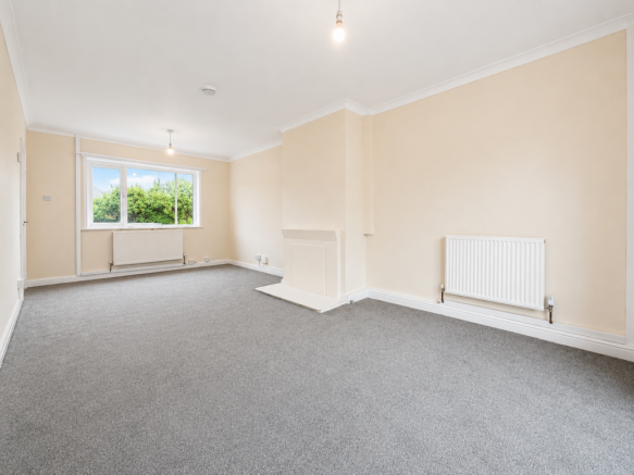 3 bed Semi-Detached to rent Image 3