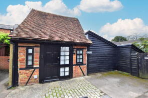 15b Small Barn, High Street, Kings Langley WD4 8AB