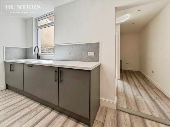 4 bed Terraced for sale Image 5