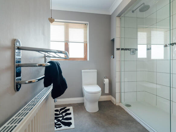 Family Shower Room