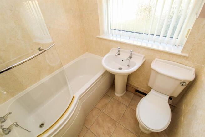 BATHROOM/W.C.