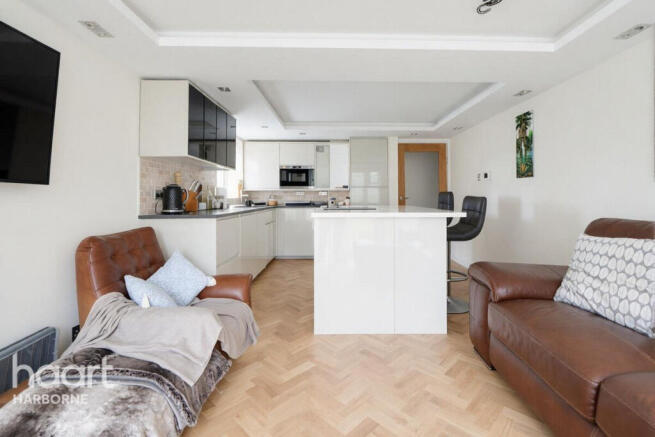 Frensham Way, Harborne photo 4