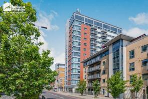 72, 399 425 City Gate House, Eastern Avenue, Ilford IG2 6LQ