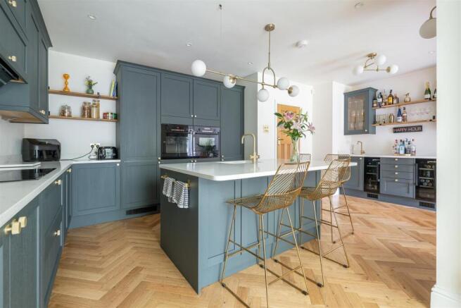Woodberry Way, E4