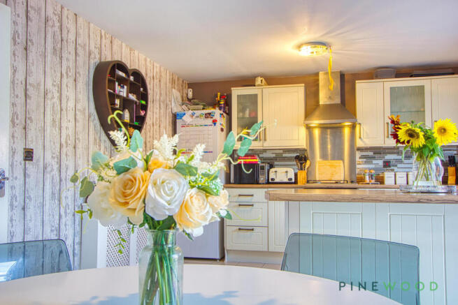 Kitchen /Dining Room