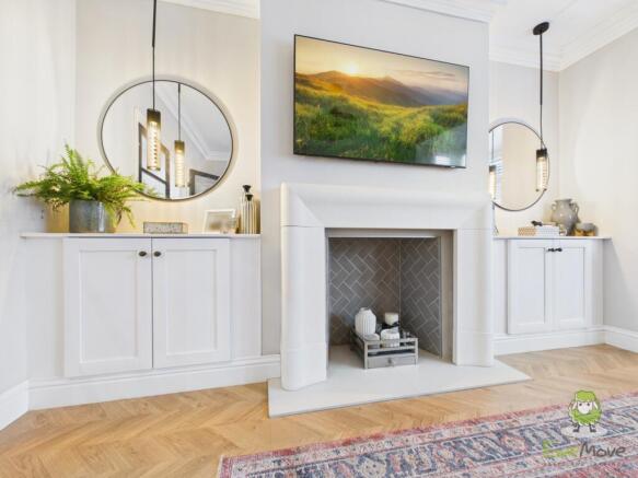 CAM01543G0-PR0166-STILL049