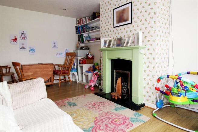 Living Room.jpg
