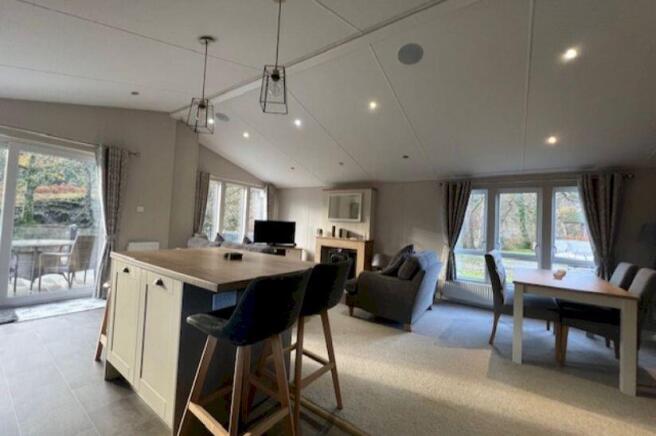 Two Bed Willerby Pinehurst (40x20), Loch Eck Country Lodges, Loch Eck, Dunoon, Argyll and Bute, PA23 8SG photo 4