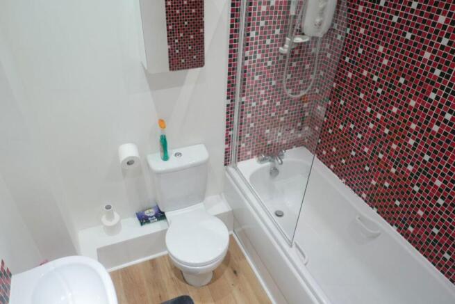 1 bed Flat to rent Image 8
