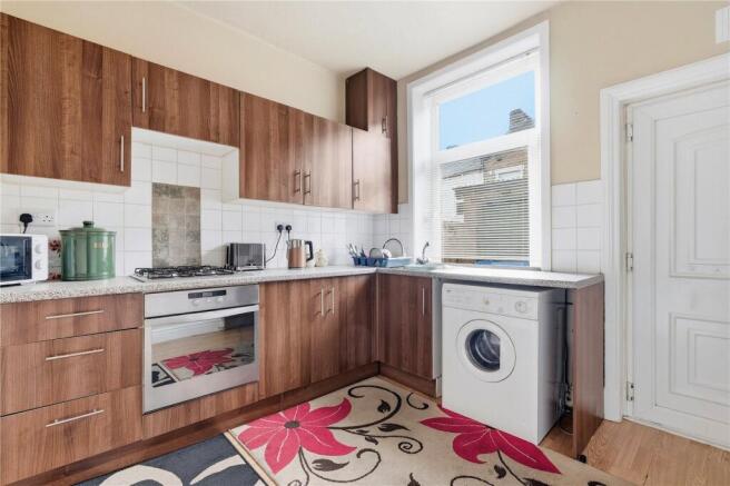 2 bed Terraced for sale Image 2