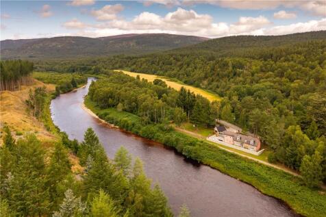 Cutaway Cottage, Cambus O'May, Ballater, Aberdeenshire, AB35