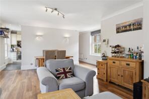 3, Hepworth Court, Anderson Square, London N1 2TG