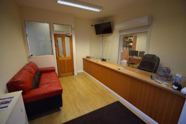 Entrance hall/Reception