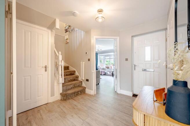 4 bed Detached for sale Image 5