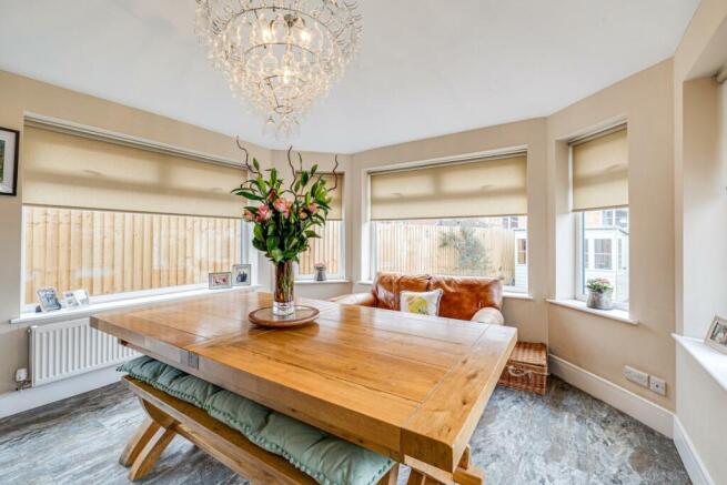 4J6A2515HDR-EditDoultonClose.Resized.jpg